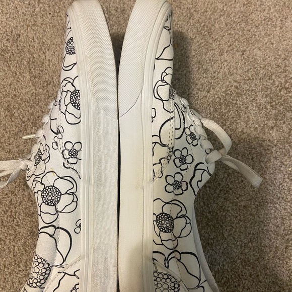 VANS — color them yourself! So fun! - Picture 2 of 4